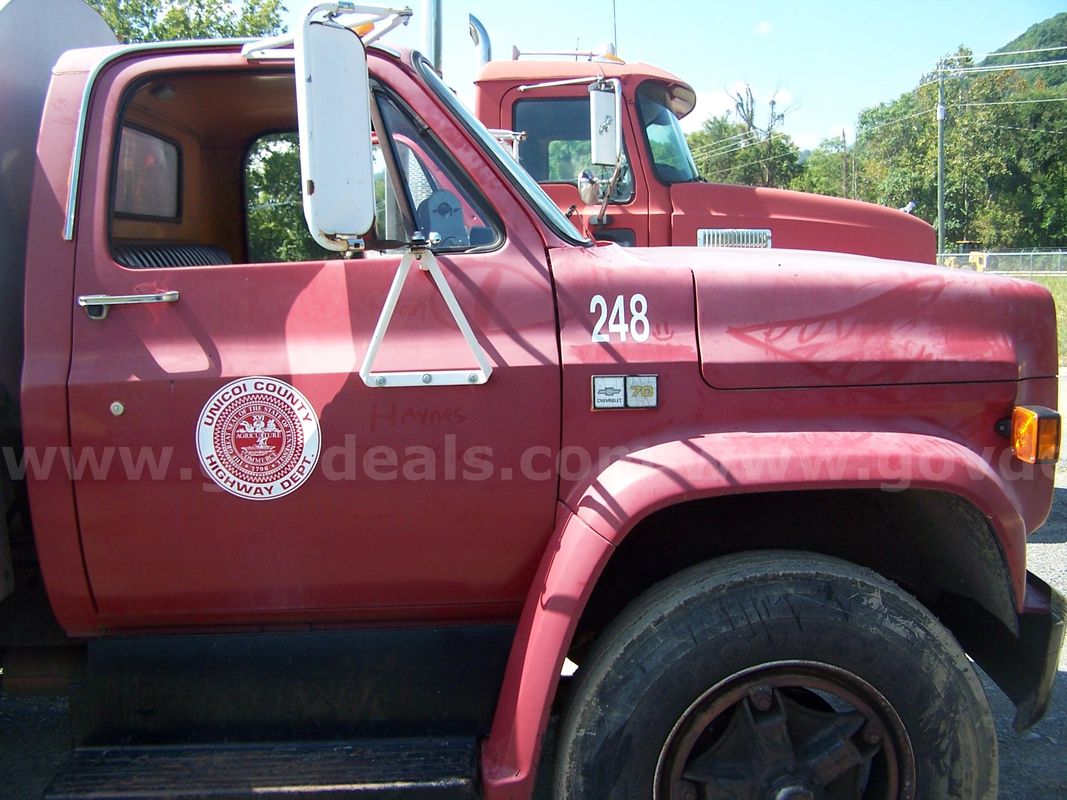 1985 gmc asphalt tac truck