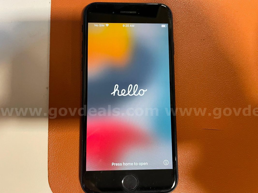 iPhone SE 2nd Gen - Black- 64GB (ID# 44001) (D-Case) (No UPC) (10)
