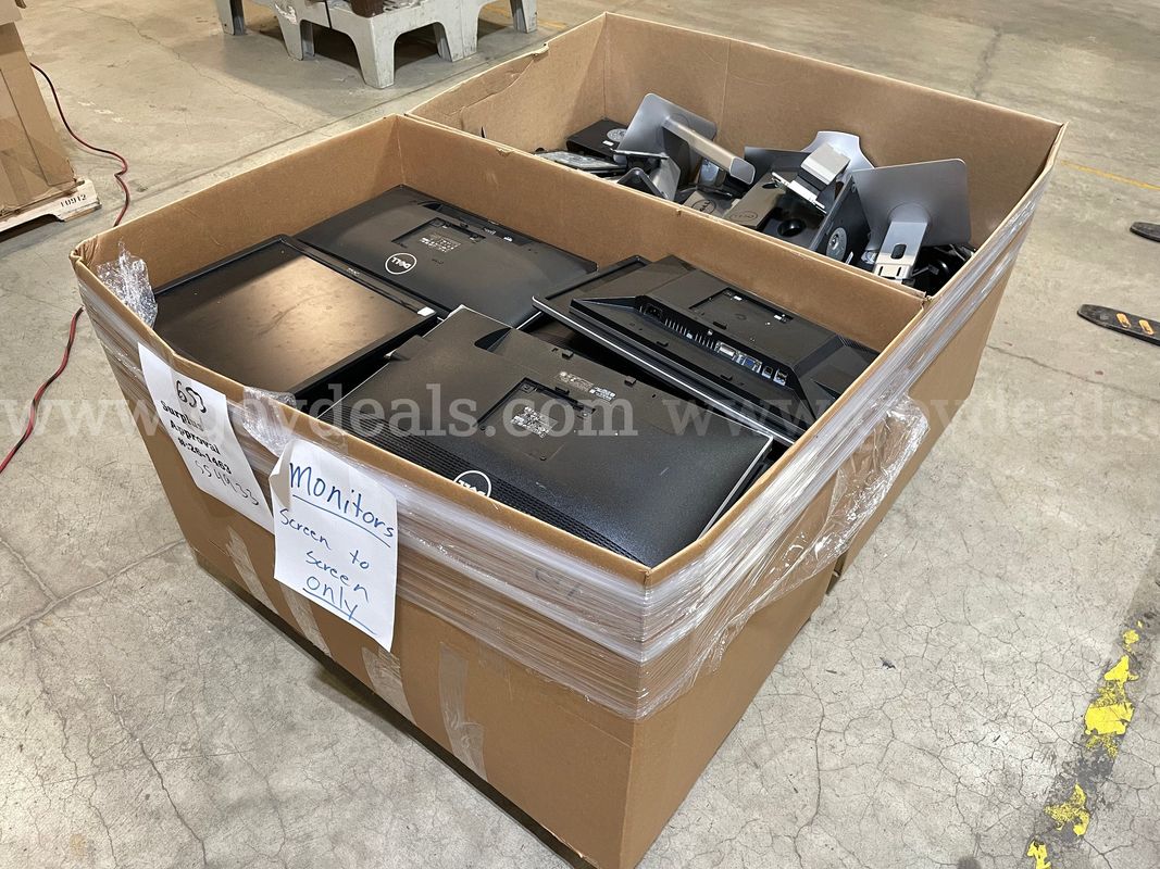 Pallet of Dell Monitors (ID #46556) (J11-1R) (26-1463-4) 300