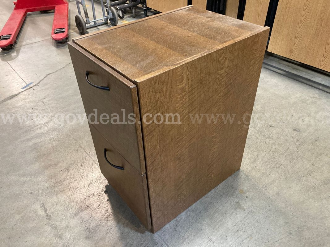 2 Drawer Wood File Cabinet, single wide (ID #46577) (G09-1R) (NO UPC)
