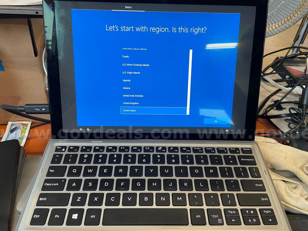 Dell Latitude 7210 2-in-1 | Windows 10 Installer Ready! (ID# 46591) (D-Case) (No UPC) ($10)