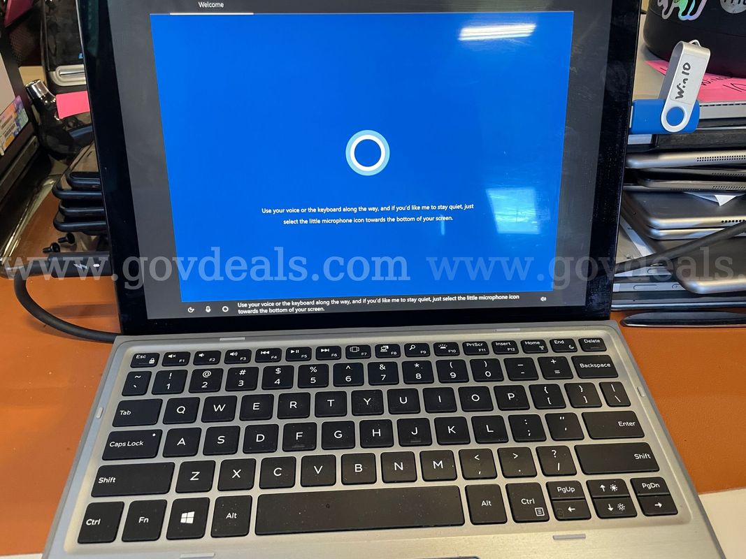 Dell Latitude 7200 2-in-1 | Windows 10 Installer Ready! (ID# 46618) (D-Case) (No UPC) ($10)