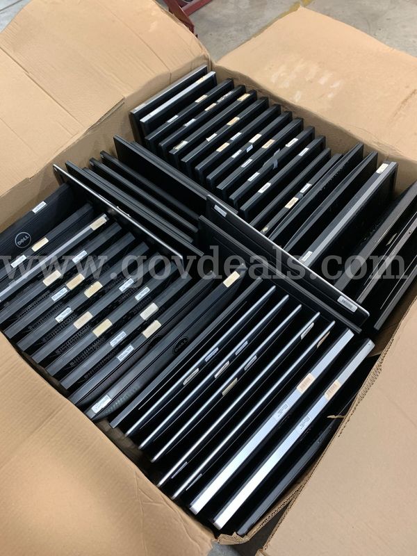 Assorted Dell Monitors Ct. 48 | 1 PLT (ID# 46746) (I10-2L) (26-1516-49) 662