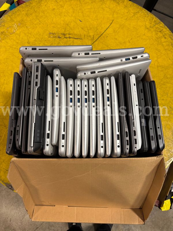 Box of Ct.25 Misc. Laptops | Toshiba, Samsung, Dell, Lenevo | 1 PLT (ID #46858) (J02-3L) (26-1528-2) 35309