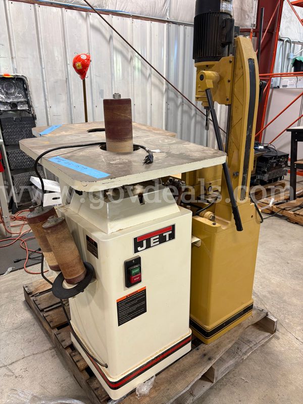 Lot of Ct.4 Woodworking Machines | 1 PLT (ID# 46880) (H03-1L) (26-1579-5) 35033