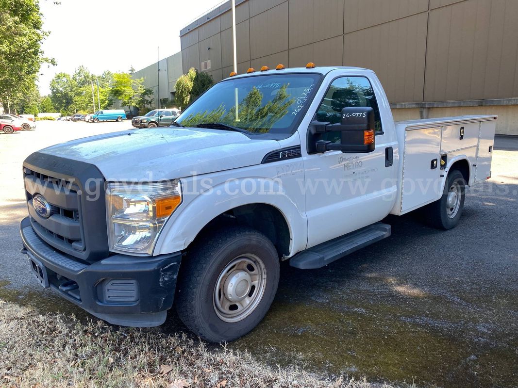2016 Ford F-350 SD XL 2WD w/Service Long Box PU (ID #46885) (FTL) (26-0975 ) 11700