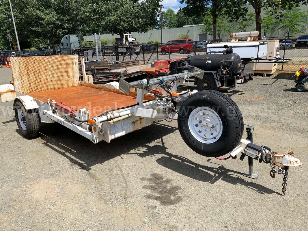 2005 LIFETIME Hydraulic Lowering Lift&Load Trailer (ID# 46894) (GVL) (26-0825) 11700