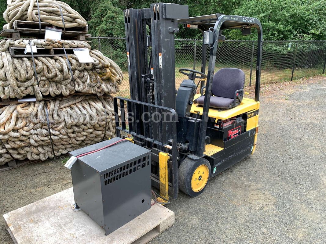 1999 Daewii BC15T 3-Wheel Electric Forklift (ID# 46921) (GVL) (26-0667) 11700