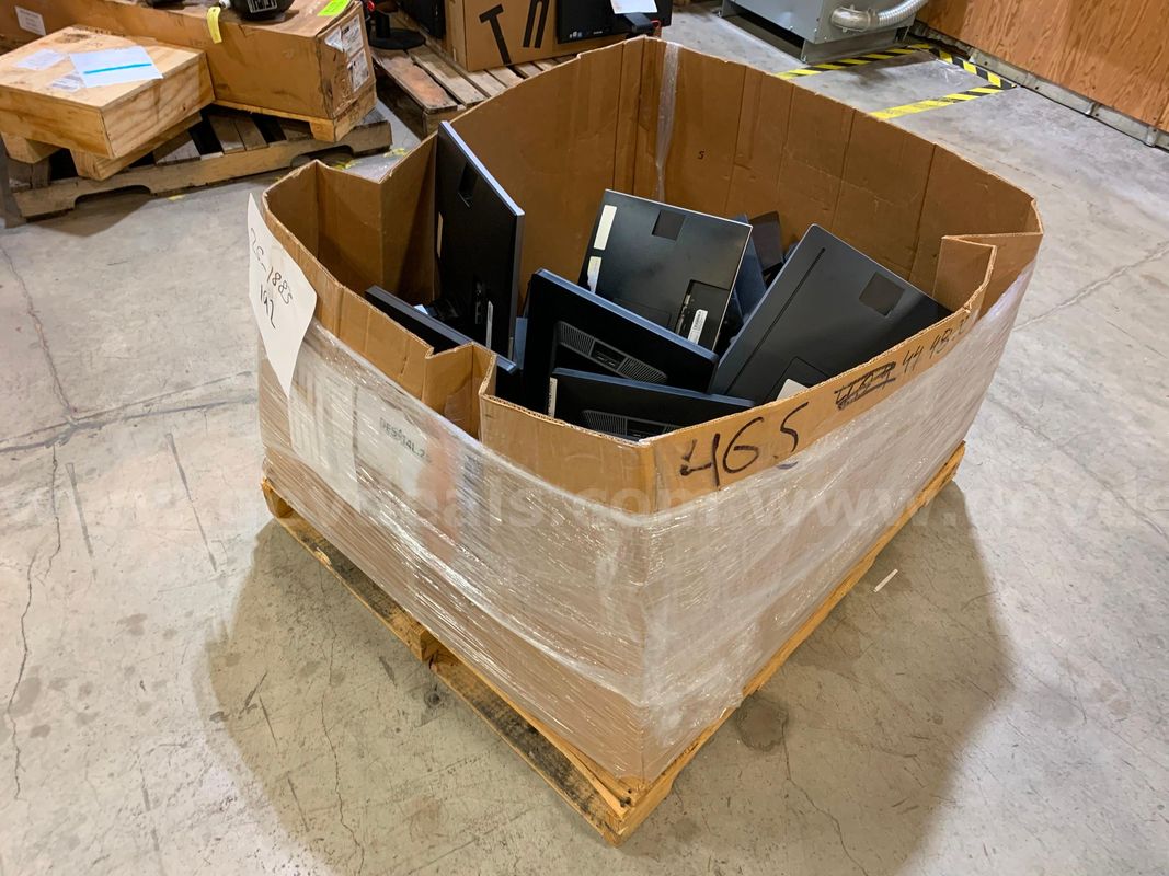 Pallet of Monitors (ID #46968) (J4-3L) (26-1883-2) 303