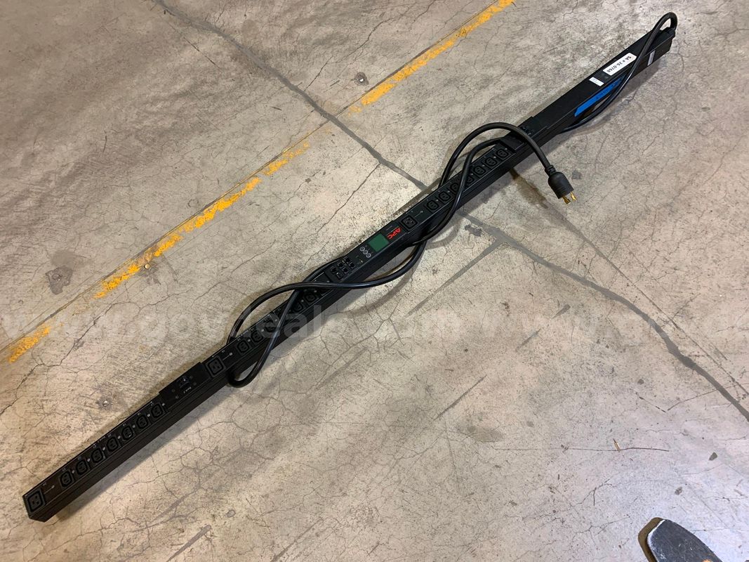 APC Rack PDU Power Strip (ID #46989) (J2-3L) (No UPC)