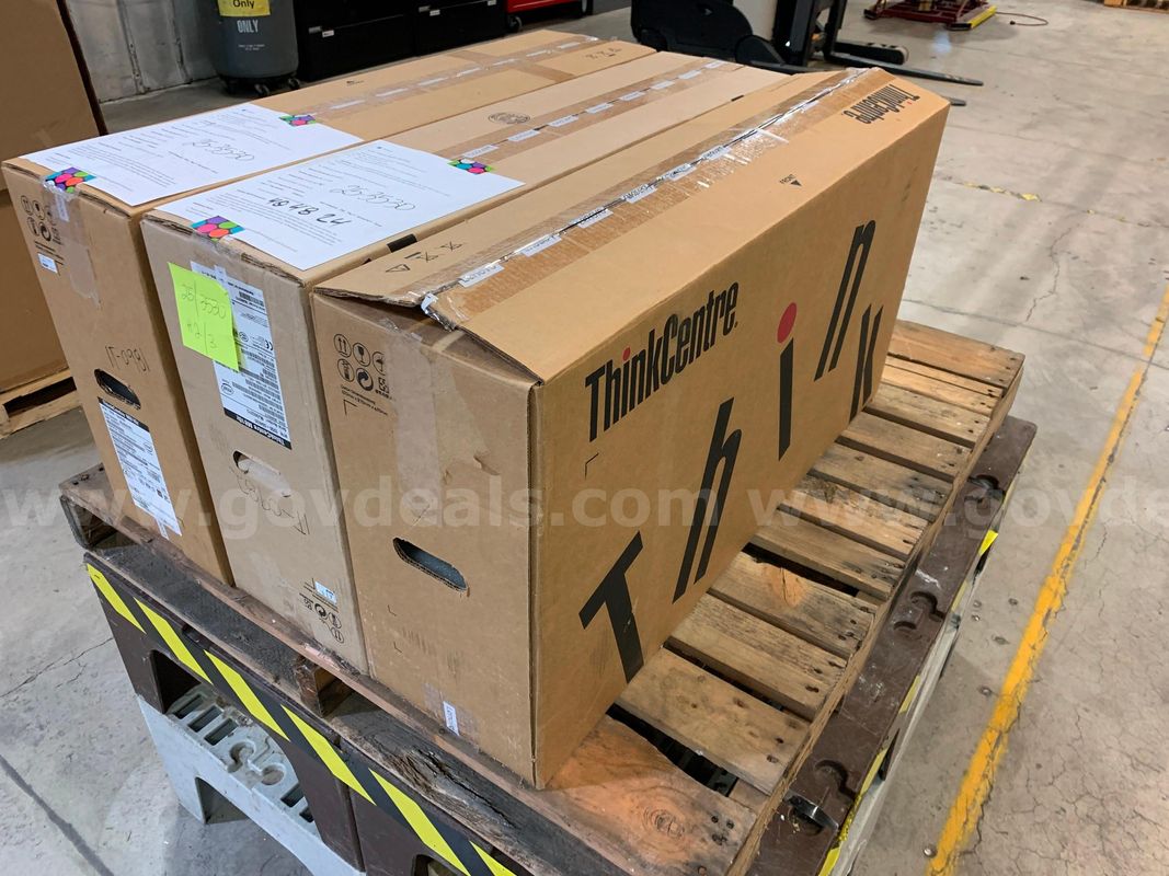 Pallet of 3ea Lenovo ThinkCentres (ID #46994) (G6-2L) (25-3530-5) 39411