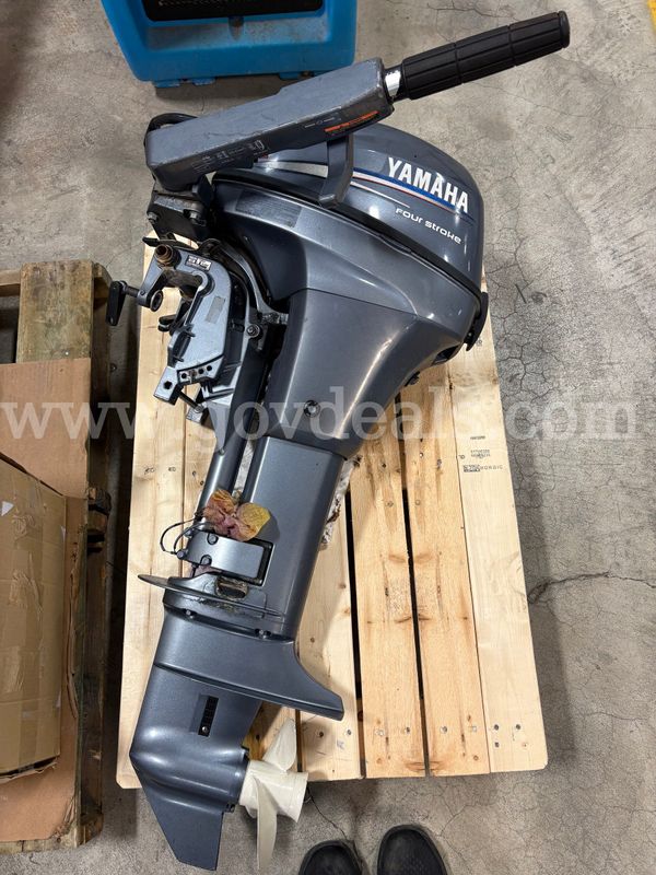 Yamaha Outboard Four-Stoke Boat Motor | 1 PLT (ID# 47056) (I11-1R) (26-0375-1) 477