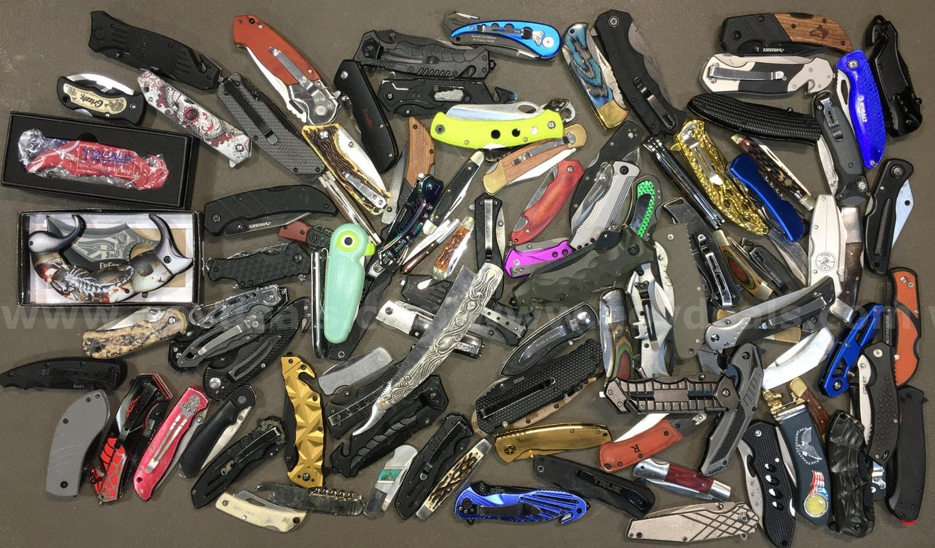 Miscellaneous Folding Knives Lot ~100 Units (ID# 47072) (TSA #4) (NO UPC)