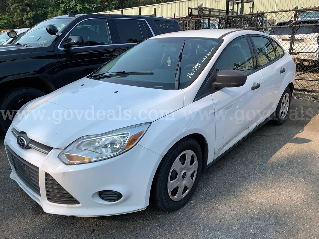 2012 Ford Focus S Sedan *Tow-Away* (ID# 47082) (OEF) (26-0794) 11700