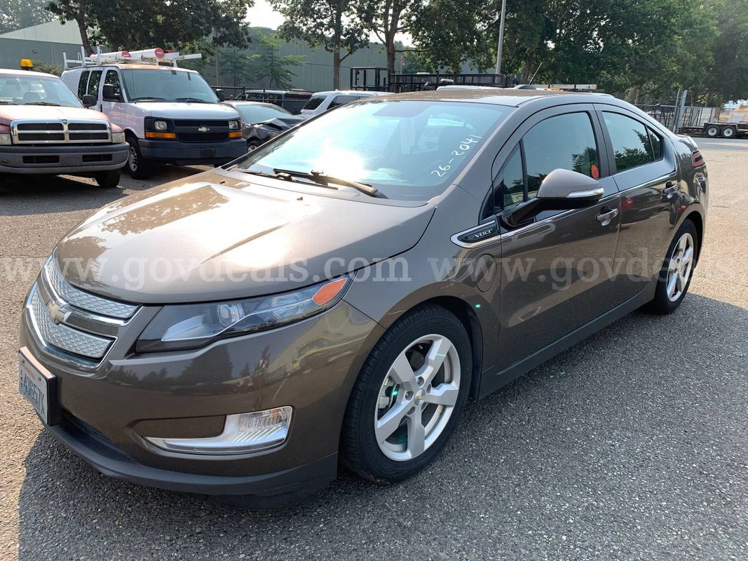 2015 Chevrolet Volt Hybrid Hatchback (ID# 47083) (W07) (26-2041) 405