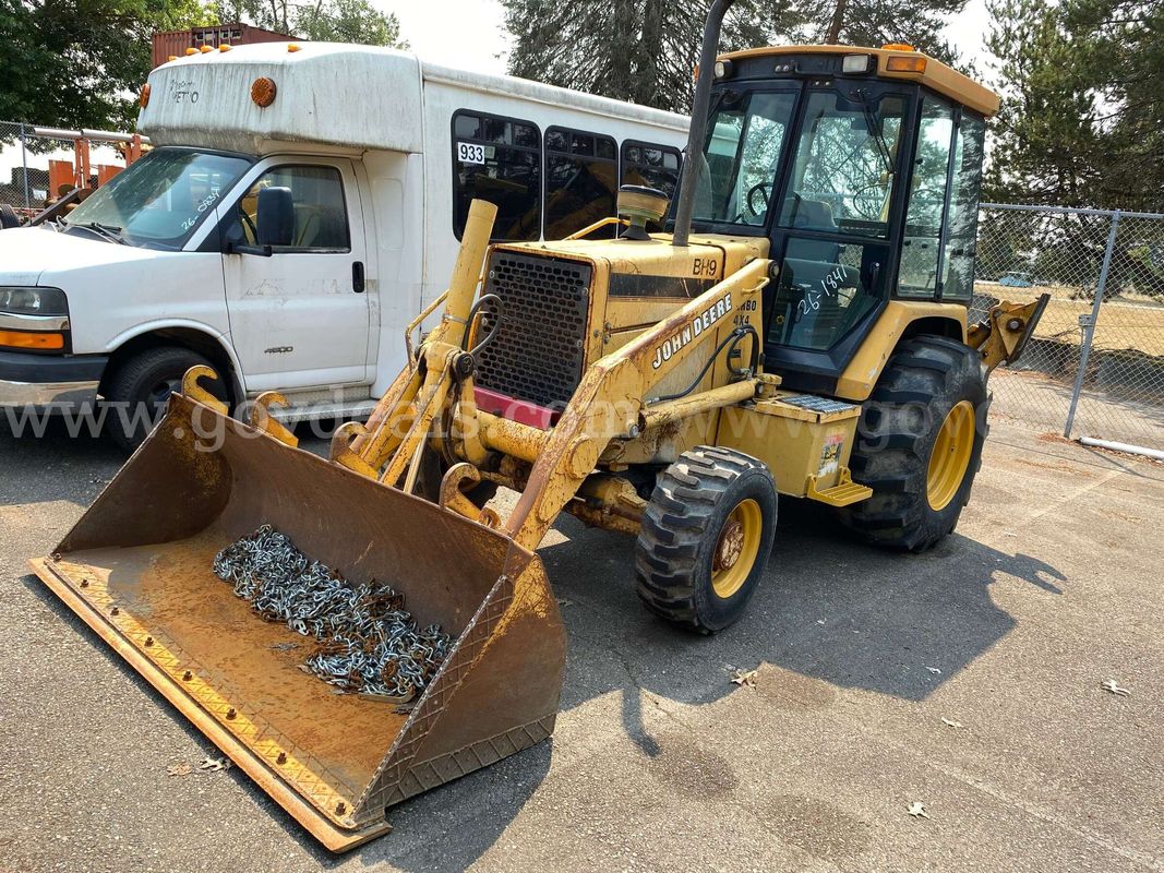 1993 John Deere 310 Backhoe/Loader 4WD **TOW AWAY** (ID #47086) (BullPen) (26-1841) 11700
