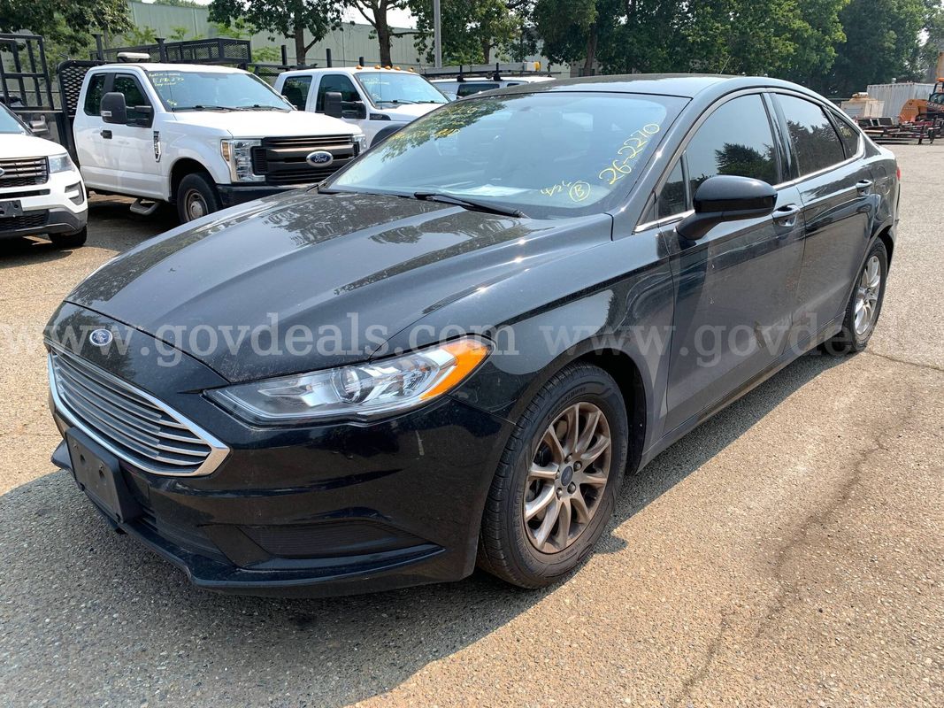 2018 Ford Fusion S FWD Sedan (ID# 47098) (W15) (26-2270) 11700