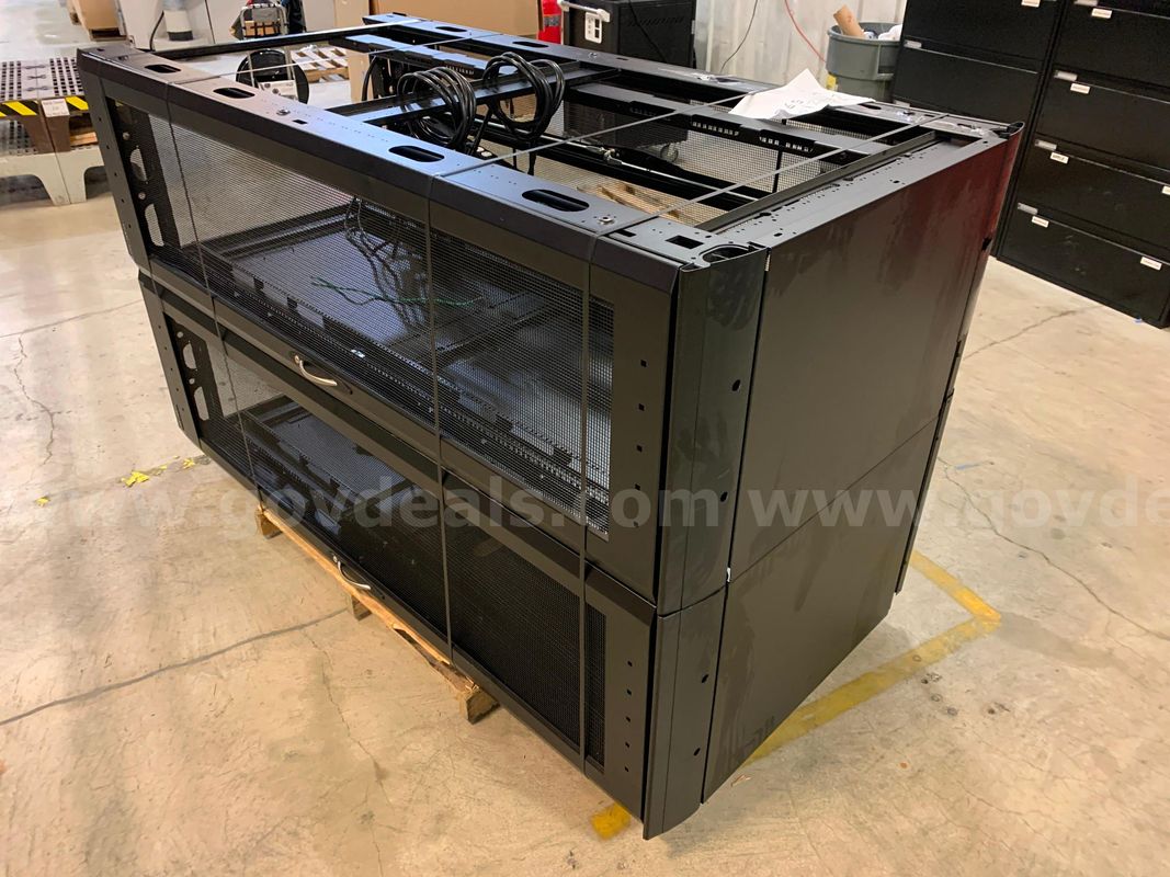 Pallet of Server Cabinets (ID #47123) (F4-3LR) (26-2152-2) 405