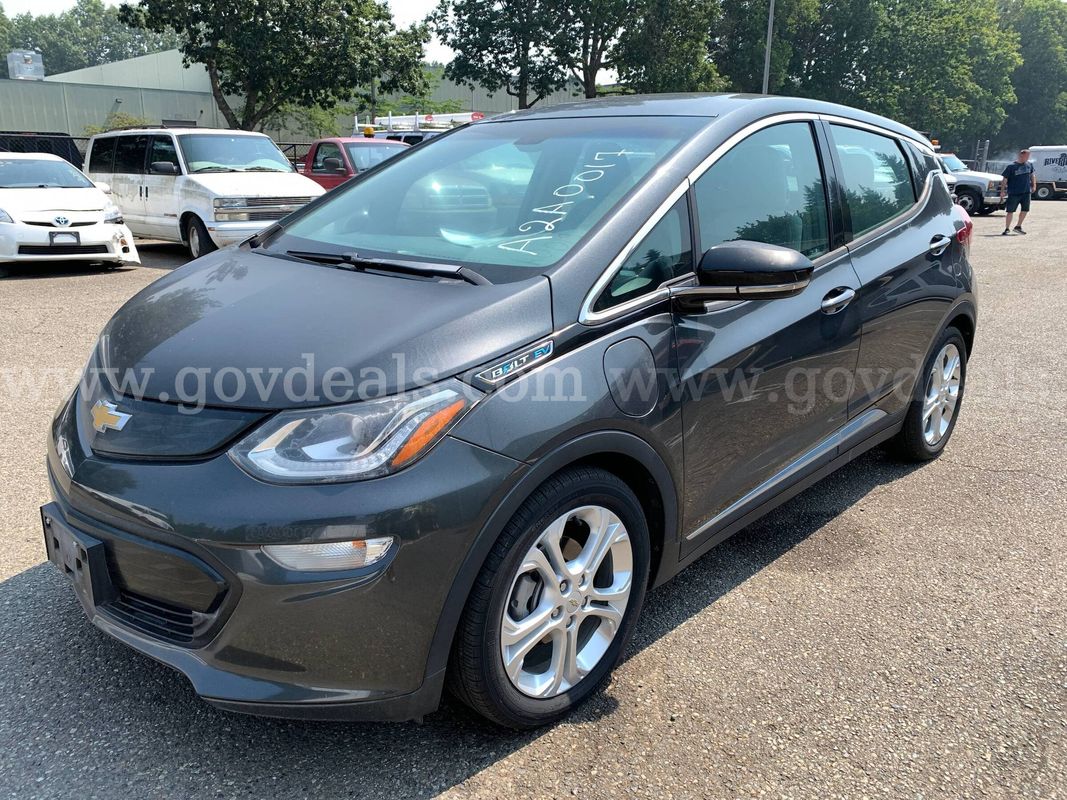 2018 Chevrolet Bolt EV Hatchback (ID# 47128) (W18) (26-2399) 490