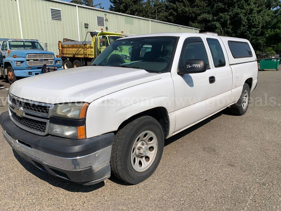 2007 Chevrolet Silverado Classic 1500 2WD Work Truck (ID# 47141) (EF0) (26-1959) 21716