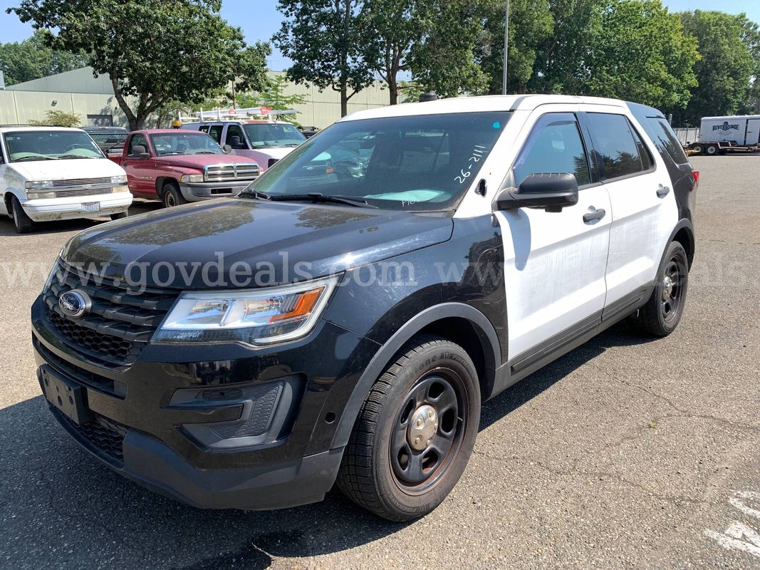 2017 Ford Explorer AWD Police Interceptor SUV (ID# 47153) (W32) (26-2111) 21716