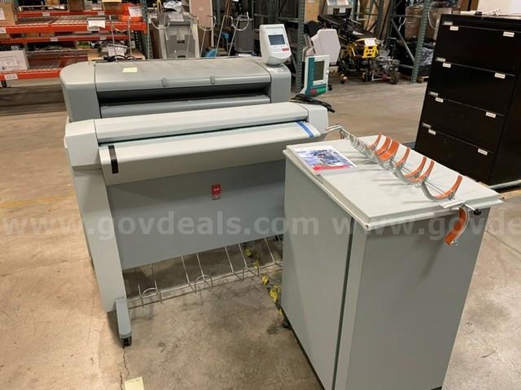 Océ Plotwave 750 & Océ TC4 /w rolling cabinet (ID# 47161) (Center) (26-2148-1) 477