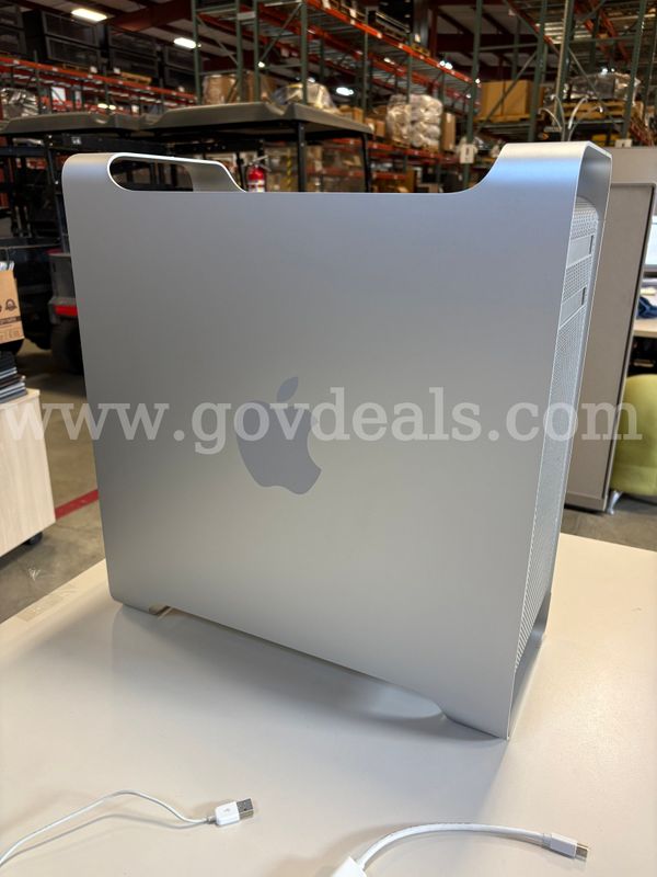 Mac Pro A1289 EMC 2629 | Late 2012 | 12 Cores Intel Xeon (ID# 47192) (J01-2R) (26-1560-2) 117