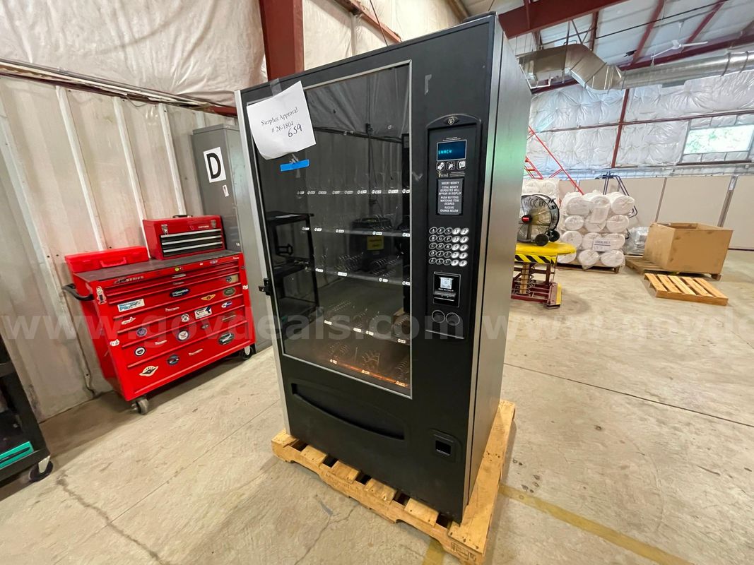 Avanti Snack Vending Machine (ID# 47212) (J7-1R) (26-1804-3) 632