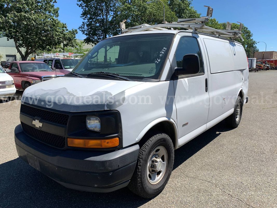 2008 Chevrolet Express 3500 RWD Cargo Van (ID# 47224) (OEF) (26-0823) 11700