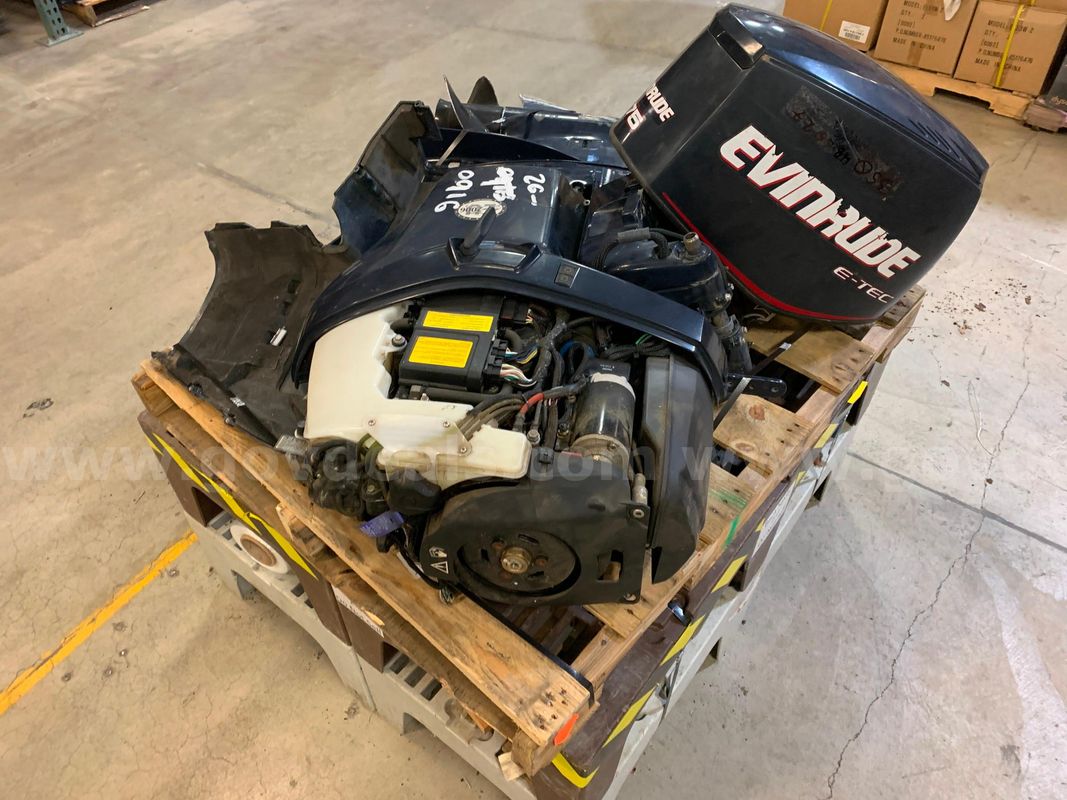 Evinrude E-tec 75 Outboard Motor (ID #47240) (F4-2R) (26-0916-1) 477