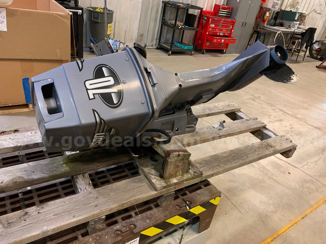 OMC Johnson 70 Outboard Motor (ID #47245) (F5-3L) (26-0915-1) 477