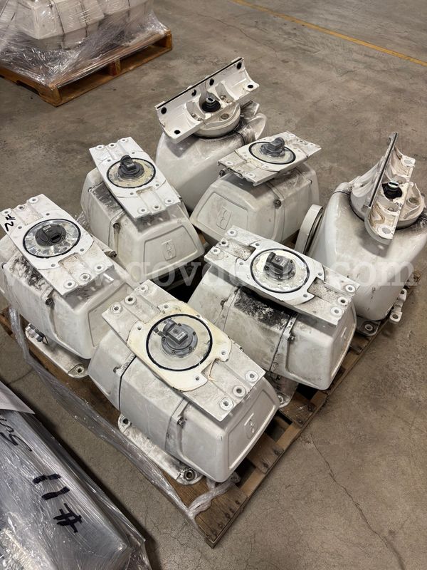Lot of 7 Furuno Radar Antenna Turning Units – RSB-096 / RSB-128 – Untested (ID# 47257) (J03-2R) (26-1940-1) 405