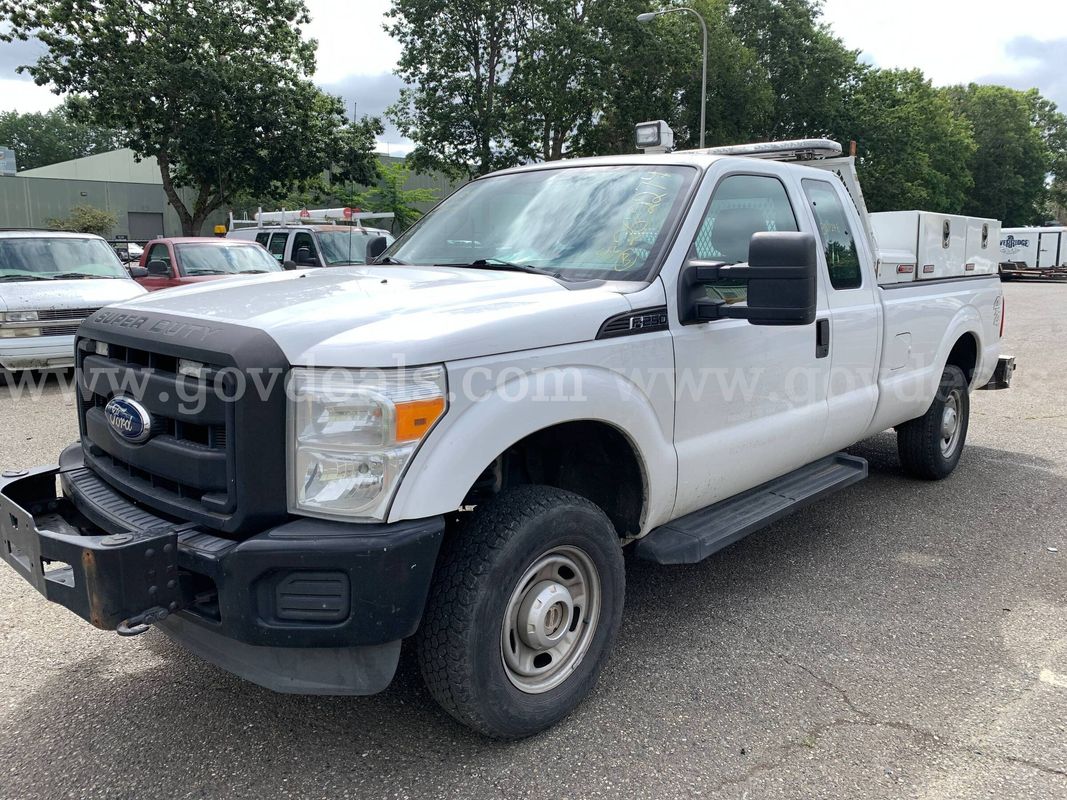 2012 Ford F-250 SD XL SuperCab 4WD Truck (ID# 47262) (S3) (26-2274 ) 11700
