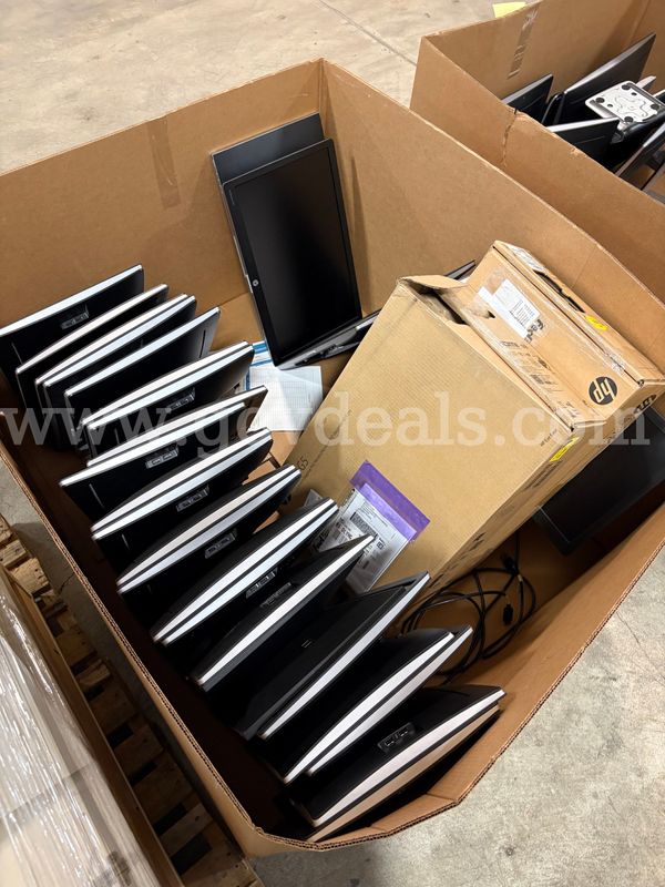 Pallet of HP Monitors | They Look Good! (ID# 47300) (I11-2L) (26-1662-1) 103