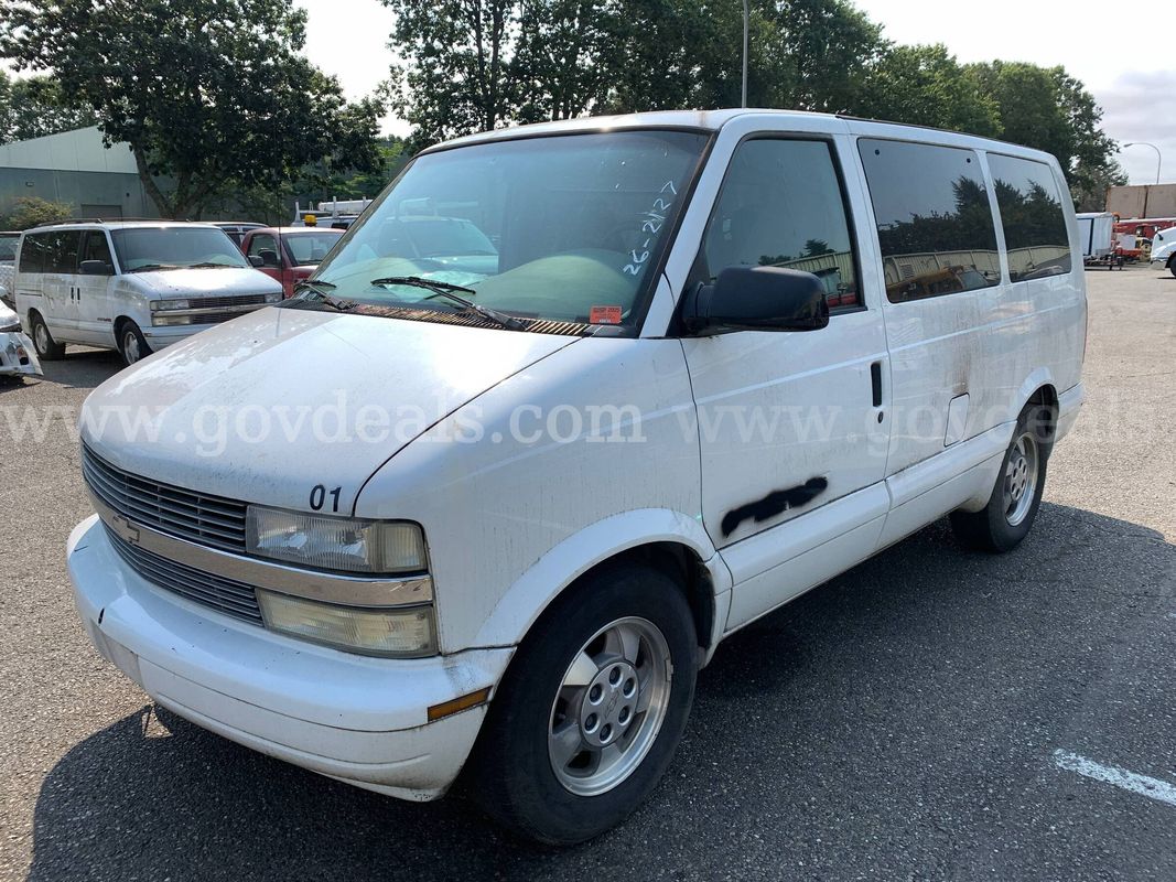 2003 Chevrolet Astro RWD Van *Tow-Away* (ID# 47312) (EF0) (26-2127) 36003