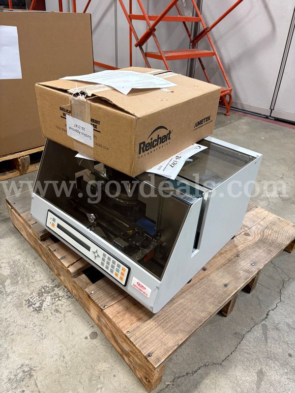 Phoropter Model 11625 | 1 PLT (ID# 47334) (G04-2R) (26-2147-1) 310