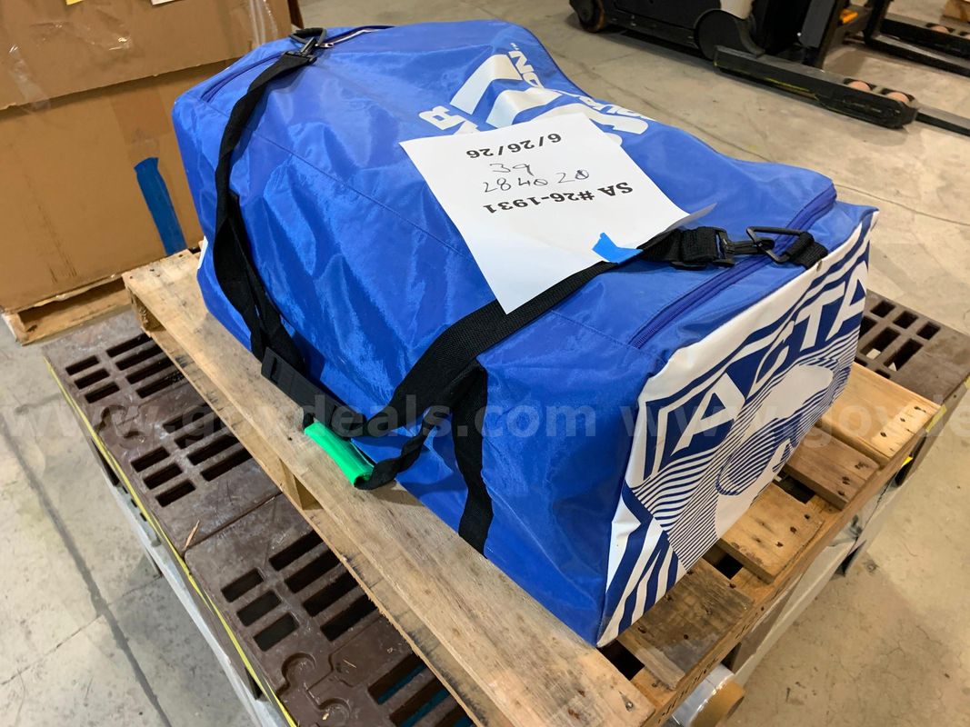 Pallet of Mannequin Heads (ID #47380) (I5-3R) (26-1931-17) 300