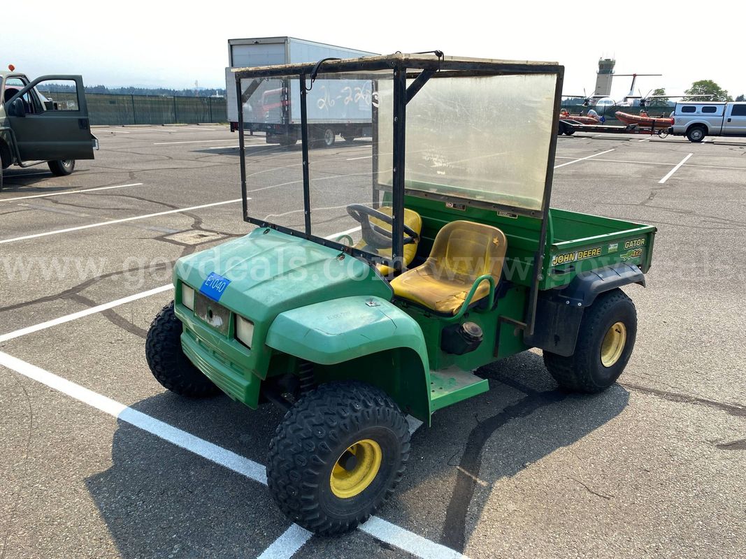 2003 John Deere Gator 4x2 UTV (ID #47389) (AVI) (26-2283) 310
