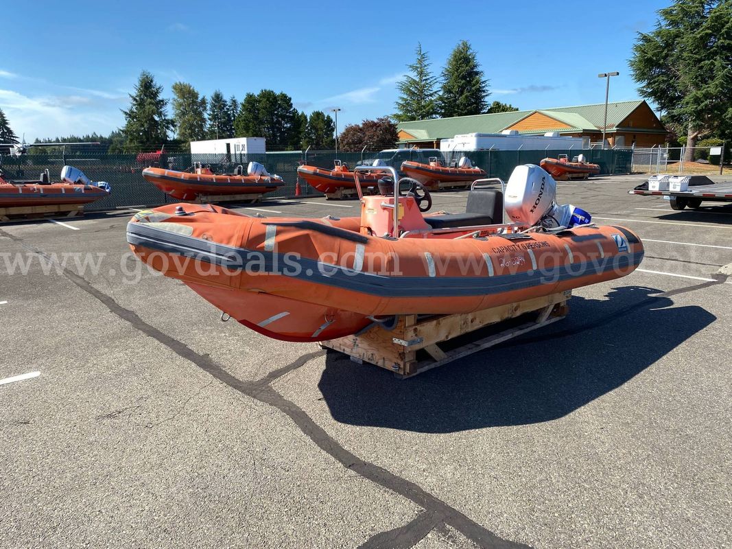 2002 Zodiac Hurricane 472 Inflatable Hardbottom Boat w/50 HP Honda Outboard Motor (ID #47393) (AVI) (26-2234) 405
