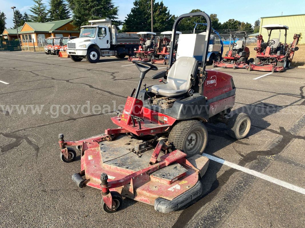 Toro Groundsmaster 3280-D 4WD Diesel 72" Deck Mower (ID #47444) (AVI) (26-2479) 11700
