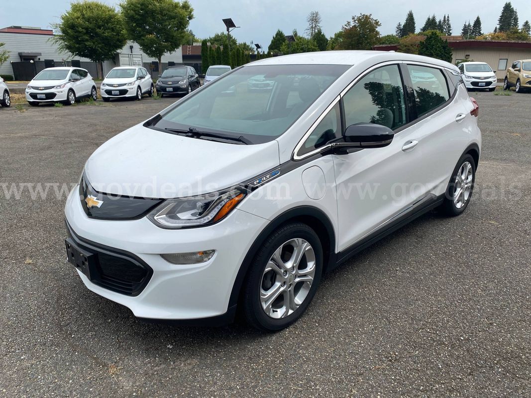 2017 Chevrolet Bolt EV 4DR Hatchback **UNDER 16K MILES** (ID #47476) (W03) (26-2193) 179