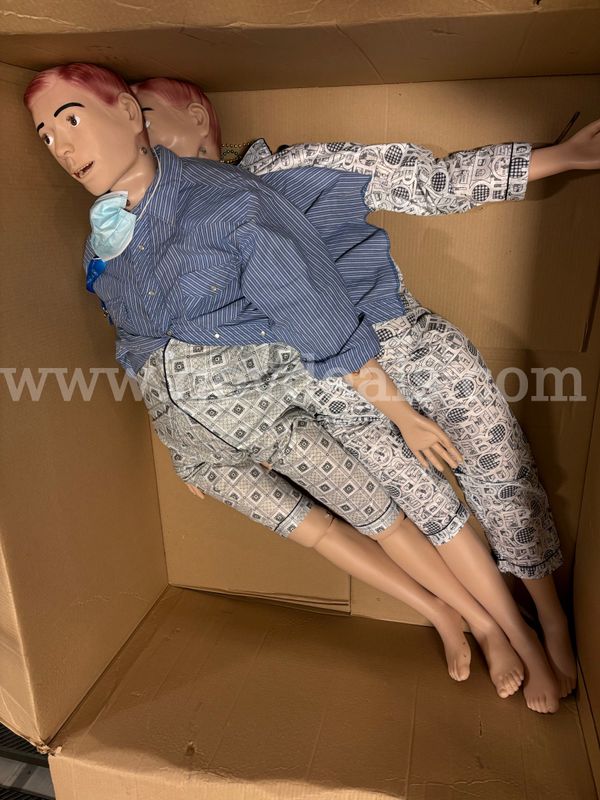 Pallet of Ct.2 Large Mannequins (ID# 47484) (H10-1L) (26-2357-7) 35415