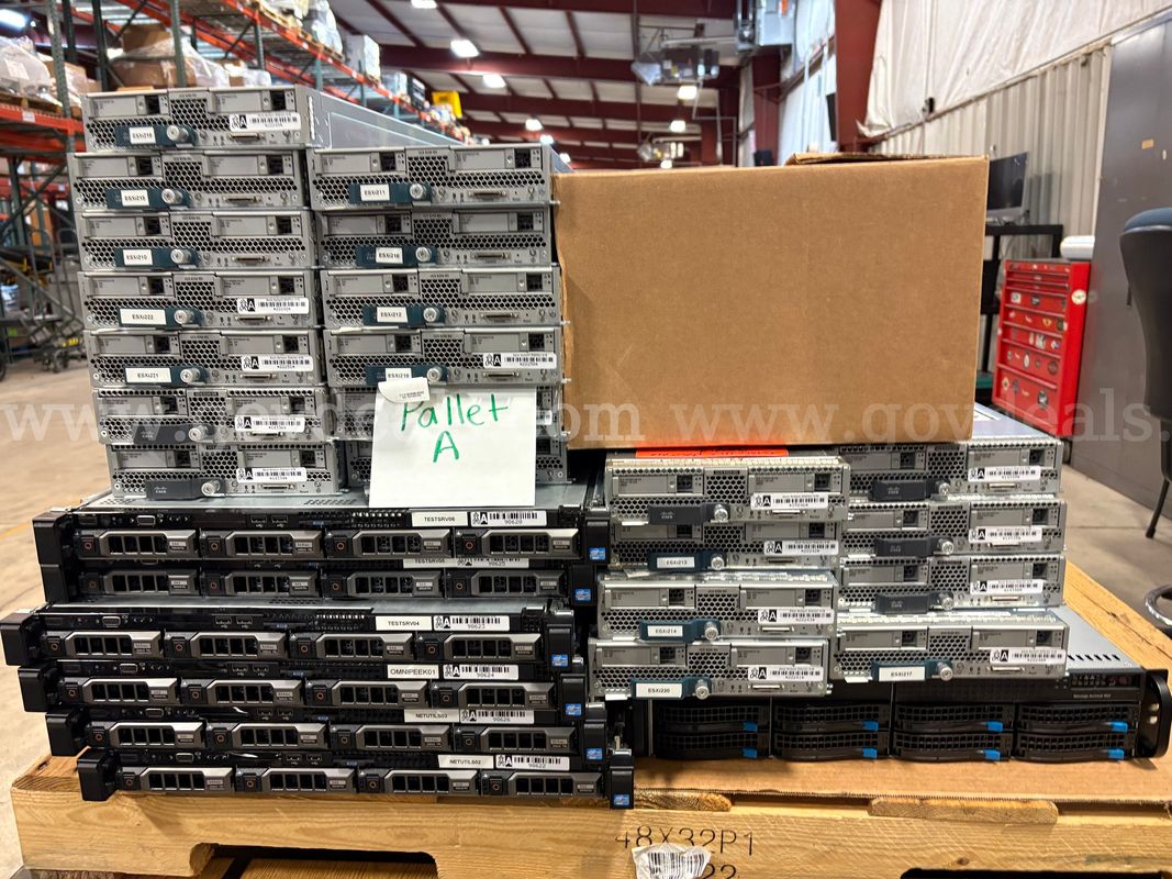 Assorted Pallet of Networking/Server Equipment (ID# 47485) (I11-2R) (26-2246-45) 35415