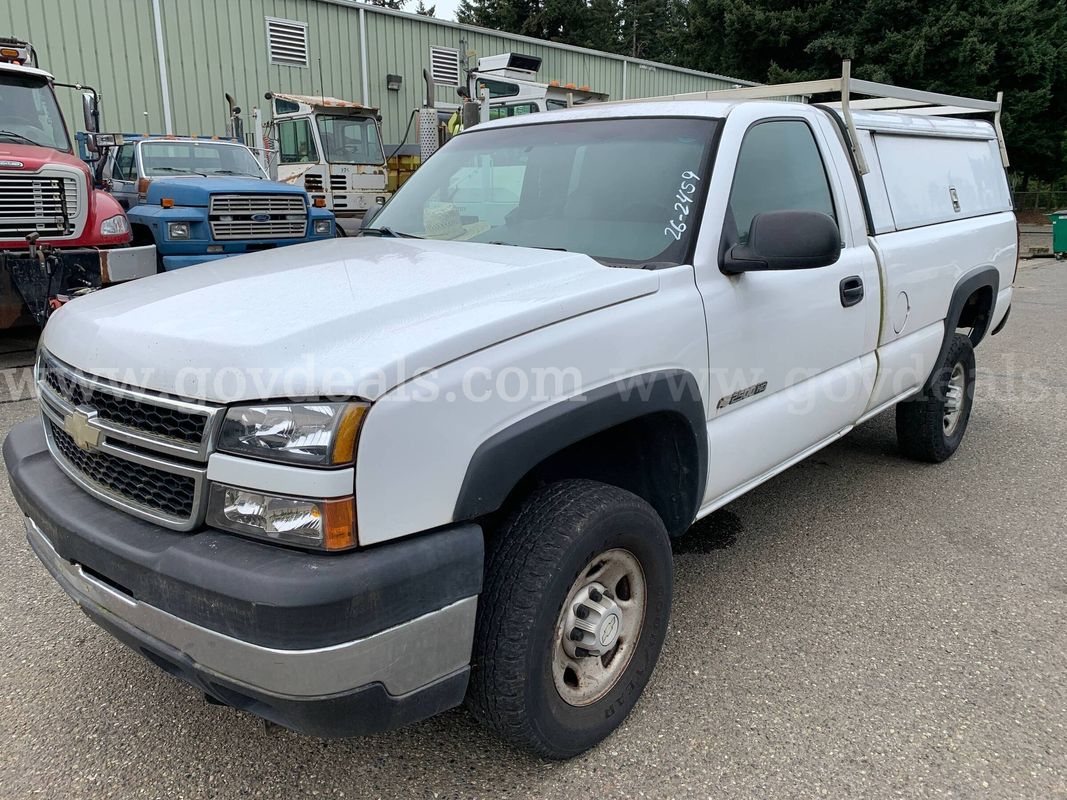 2006 Chevrolet Silverado 2500HD 4WD Work Truck (ID#47511) (S5) (26-2459) 245