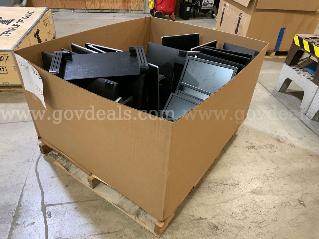 Pallet of Monitors (ID #47519) (I4-2R) (26-1421-99) 310
