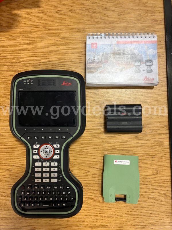 2017 Leica TS Robotic Total Station – CS20 CDMA Disto – Tested & Working (ID# 47523) (J02-3R) (26-2425-1) 405