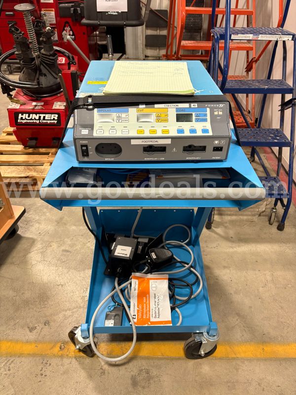 Valleylab Force FX Electrosurgical Generator – Medical Surgical Equipment (ID# 47529) (I05-1R) (26-1993-4) 39027