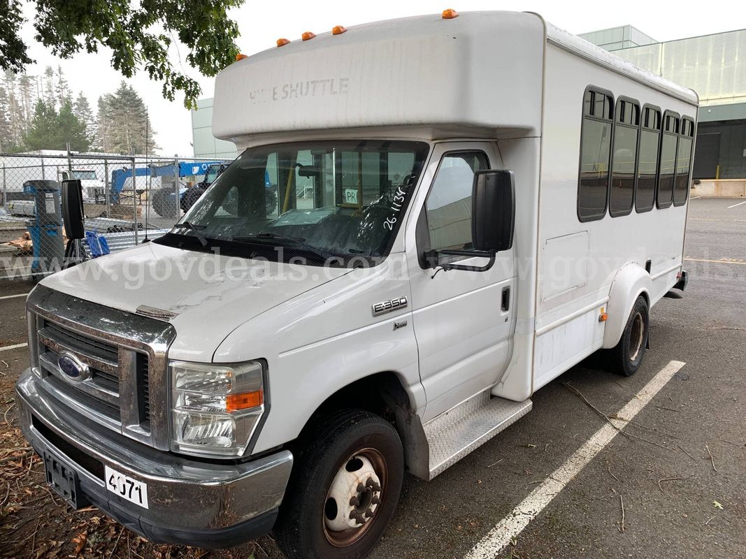 2012 Ford Econoline E350 Super Duty RWD Shuttle Bus w/ Wheelchair Lift (ID#47533) (PRT) (26-1134) 11700