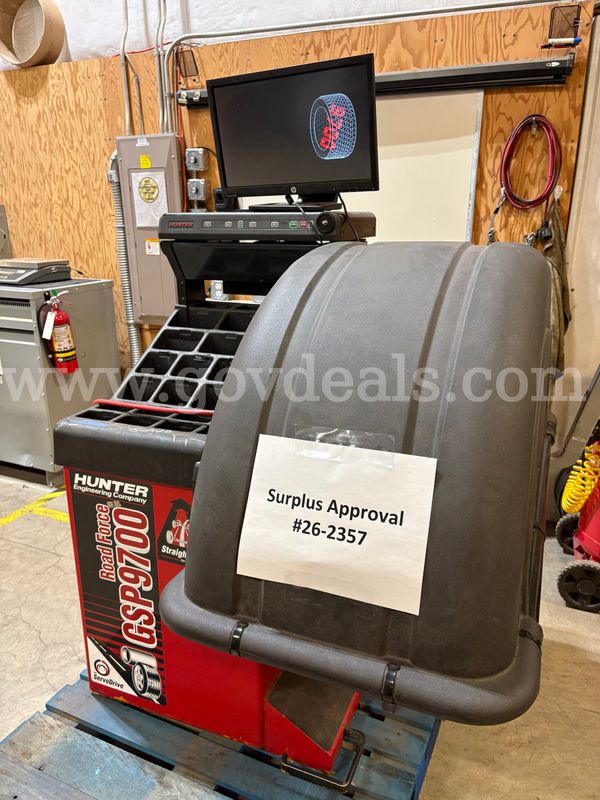 Hunter Engineering GSP9700 Road Force Measurement System / Wheel Balancer (ID# 47538) (H11-2R) (26-2357-3) 35415