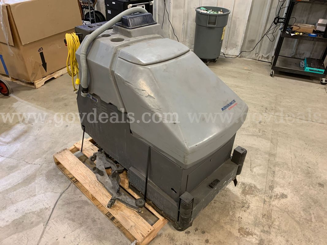 Pallet With Hydro-Ret 280HD Floor Cleaner (ID #47555) (H5-2L) (26-2312-2) 84579